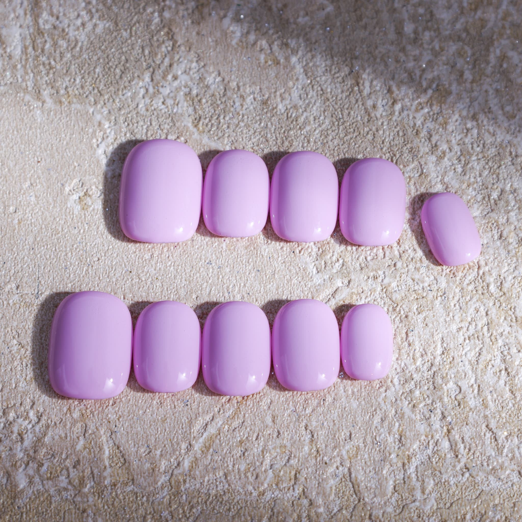 short length macaron purple round press on nails solid colour design