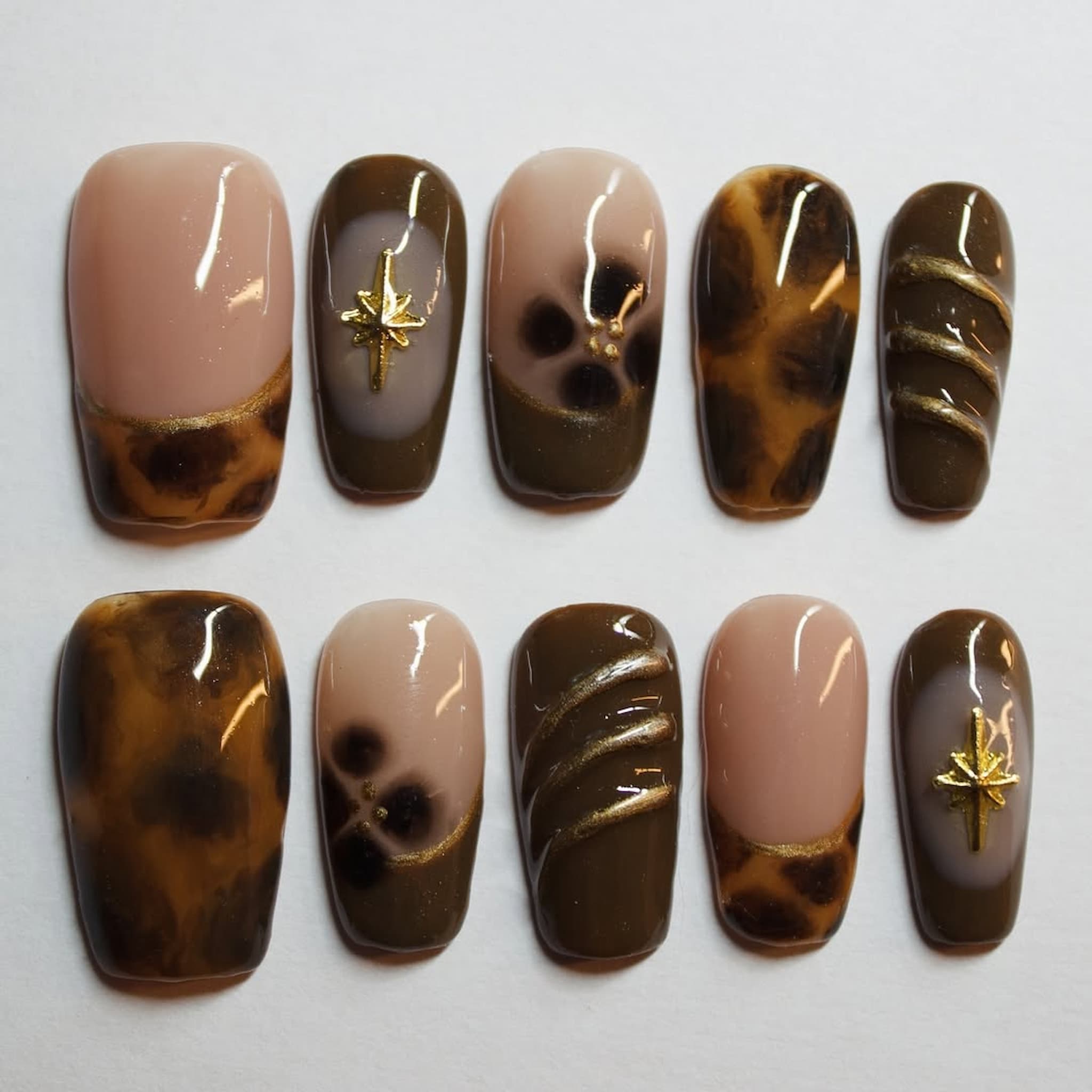 natural brown glossy medium coffin press on nails with marble design