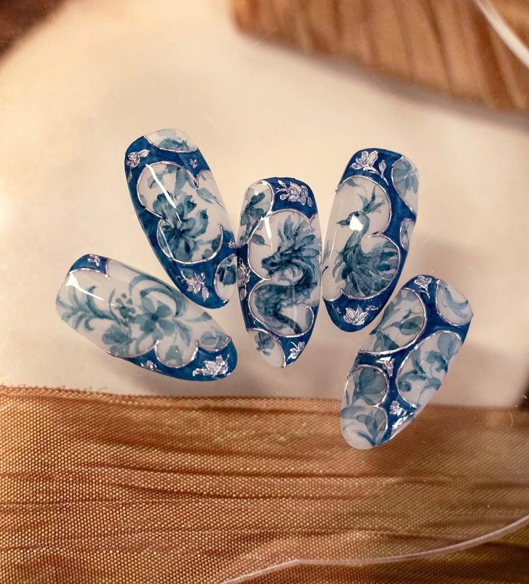 Dragon Press-on Nails