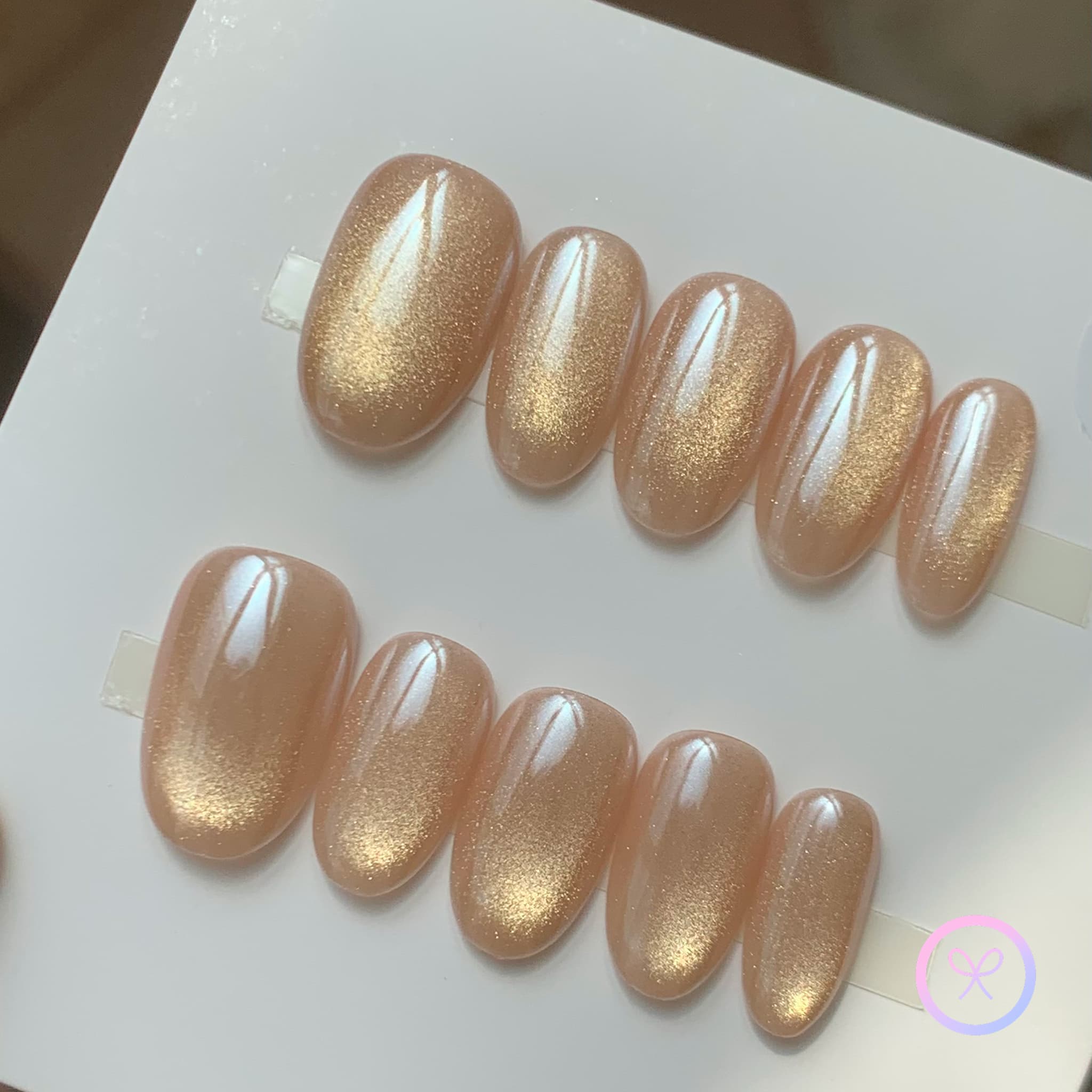 minimalist nude glossy short oval press on nails , cat eye 