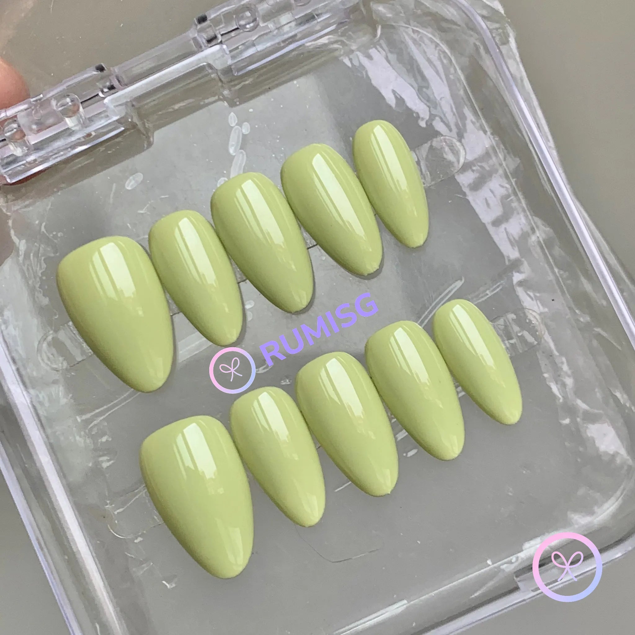 classic green glossy short almond press on nails